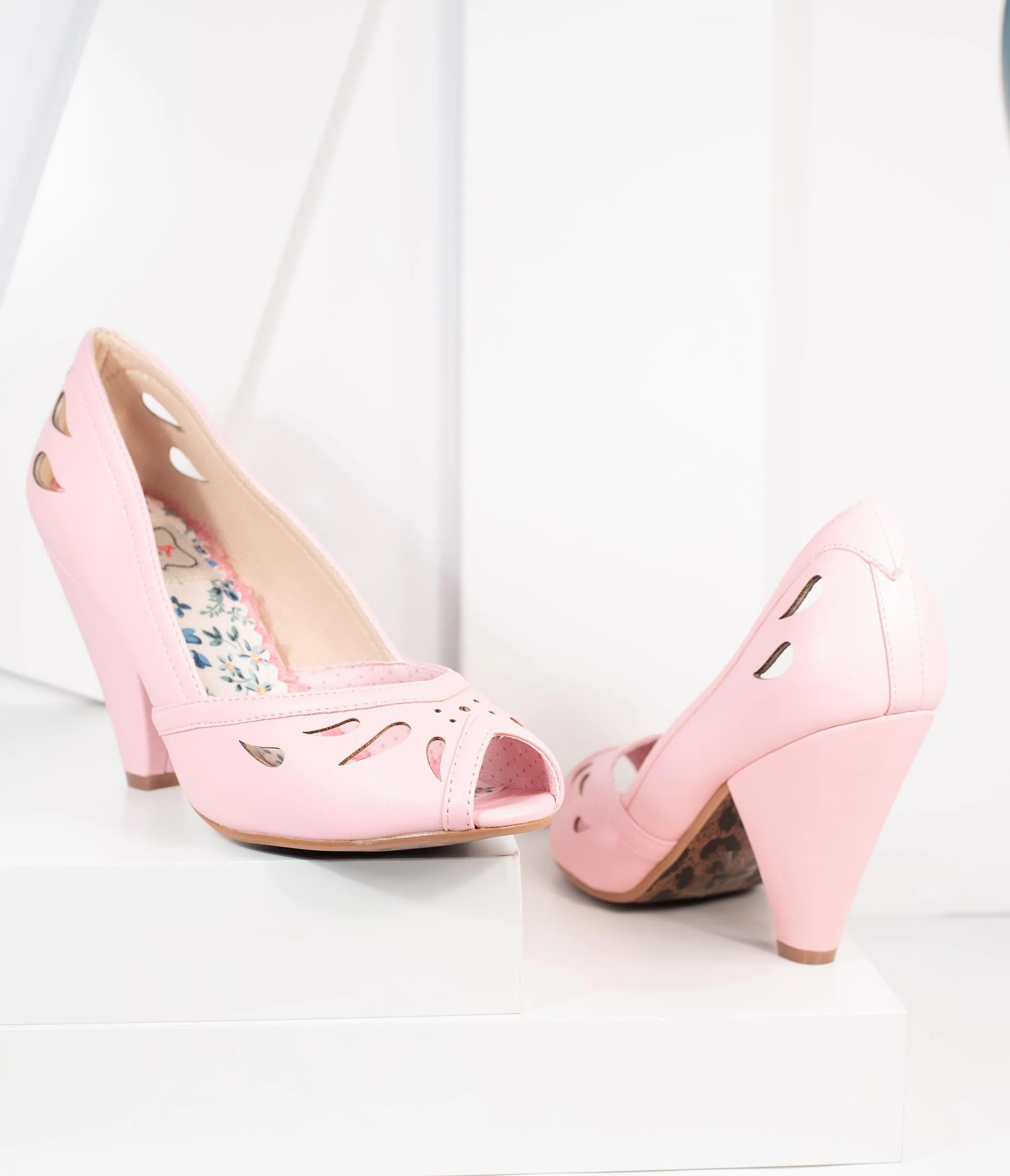 Bettie Page Light Pink Leatherette Peep Toe Marilyn Pumps