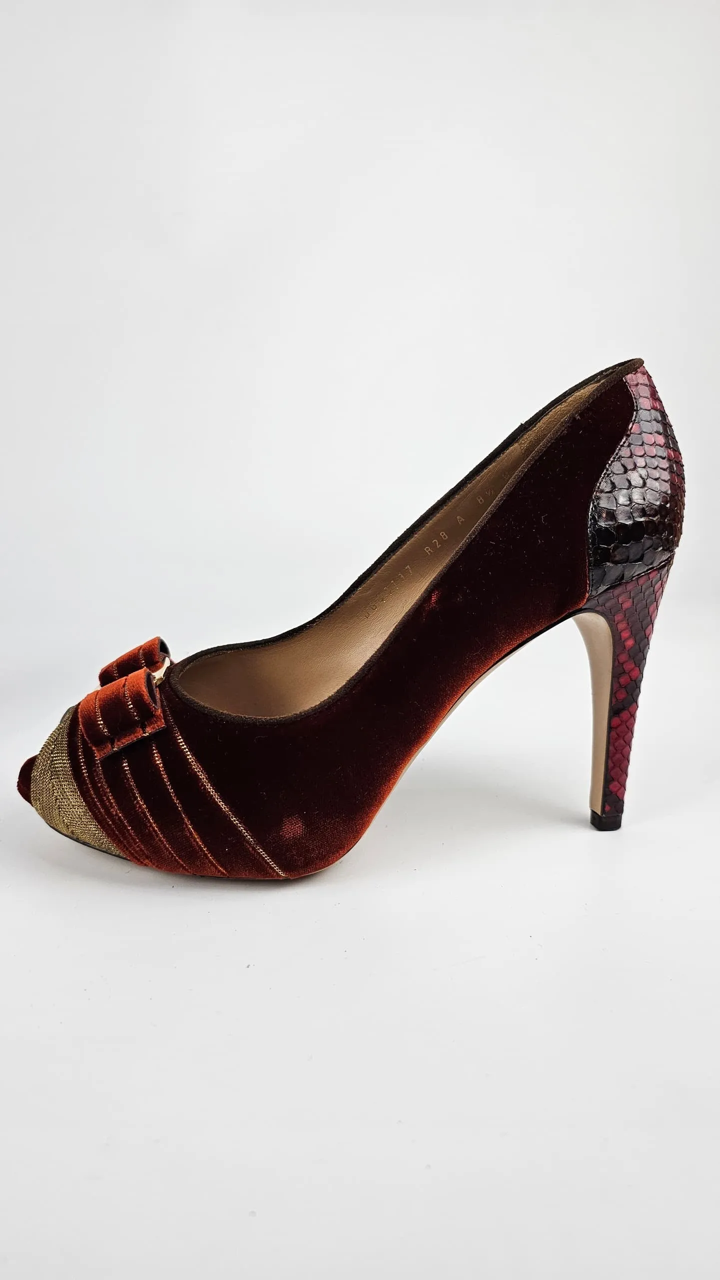 Bordeaux Fondente Toy Peep Toe Pumps