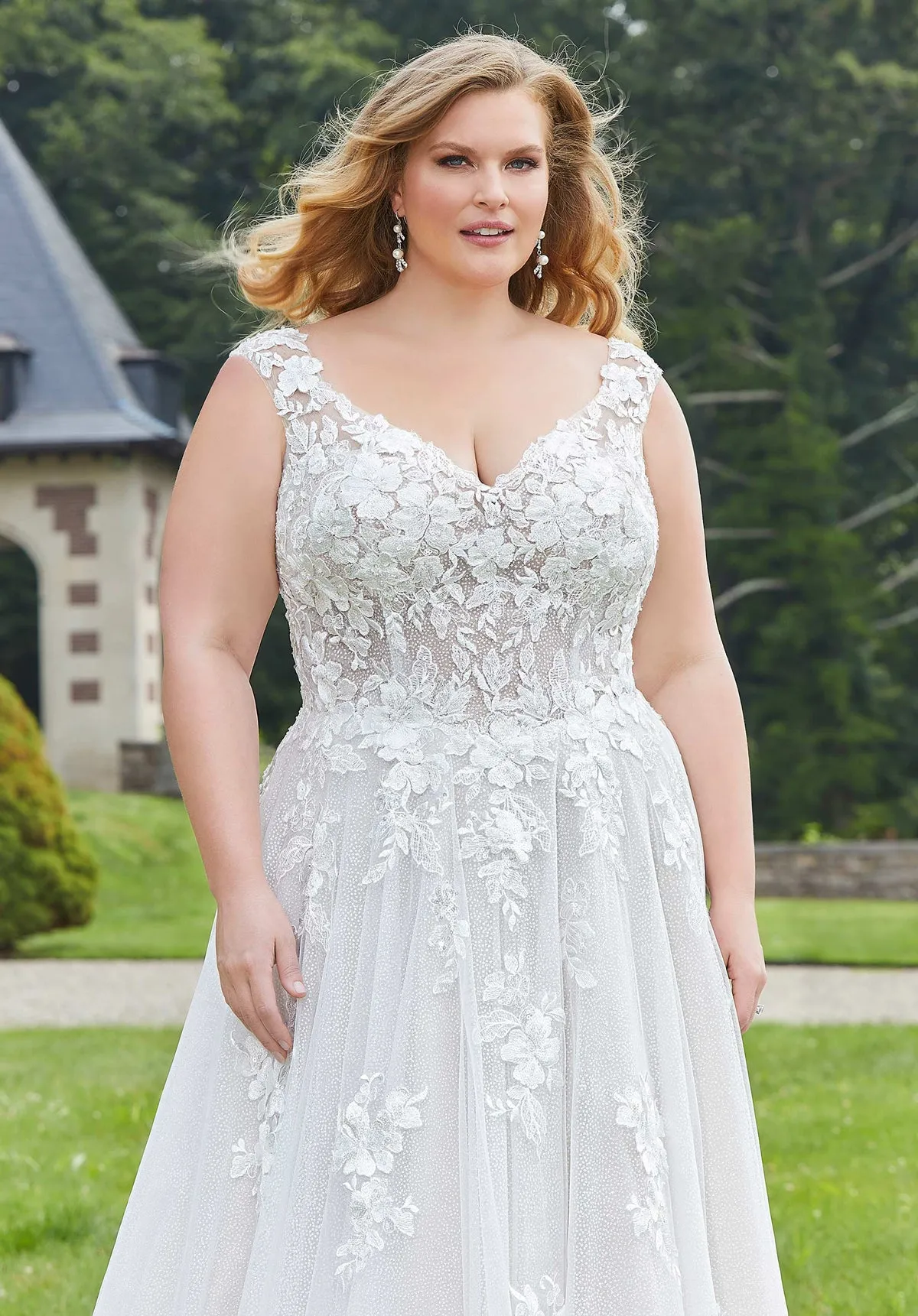 Julietta - 3354 - Emberly - Cheron's Bridal, Wedding Gown