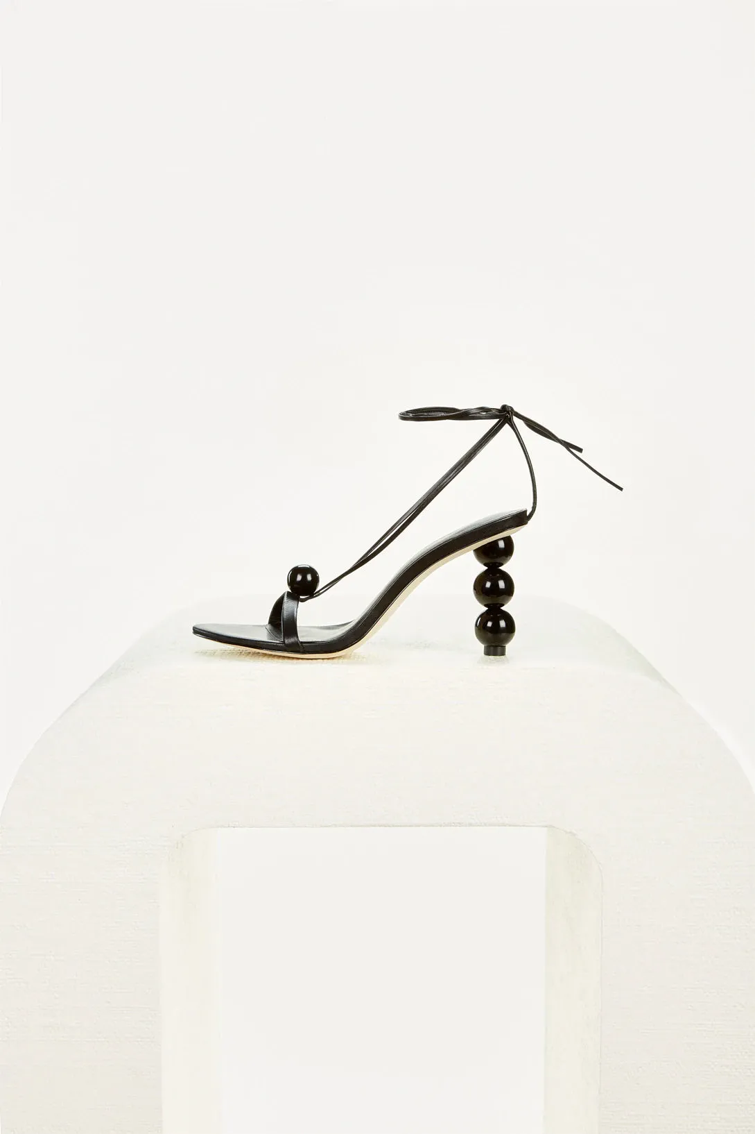 Karina Sandal - Black